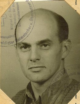 Helmut Jacobsen, Passfoto, 1945, Privatbesitz Walter-Frank Jacobsen